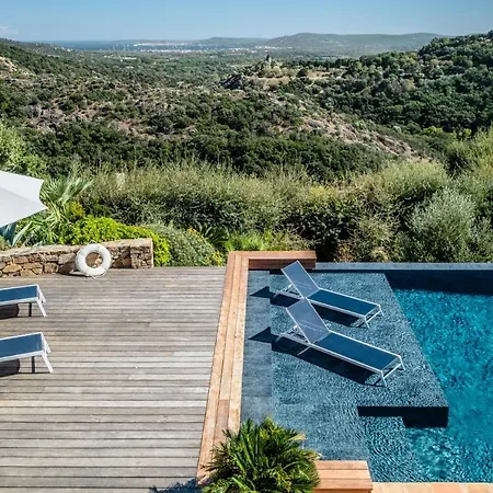 Vila Sleeps 10 Pool Air Con Wifi Grimaud