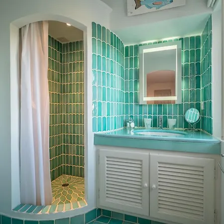 Sleeps 10 Pool Air Con Wifi Vila